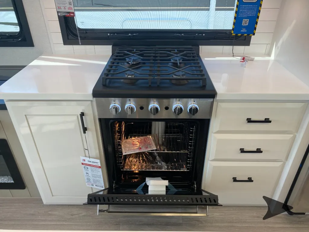 2027 Jayco Pinnacle 32RLTS, Photos photo 16
