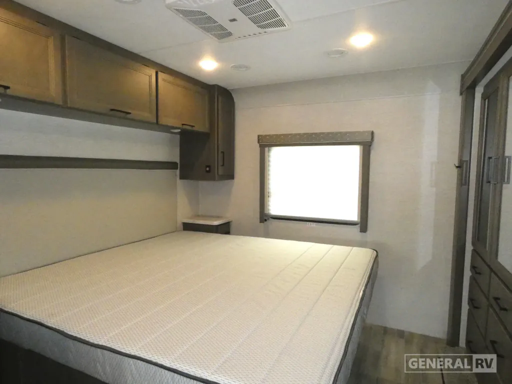 2024 Thor Motor Coach Freedom Traveler A32, Photos photo 32