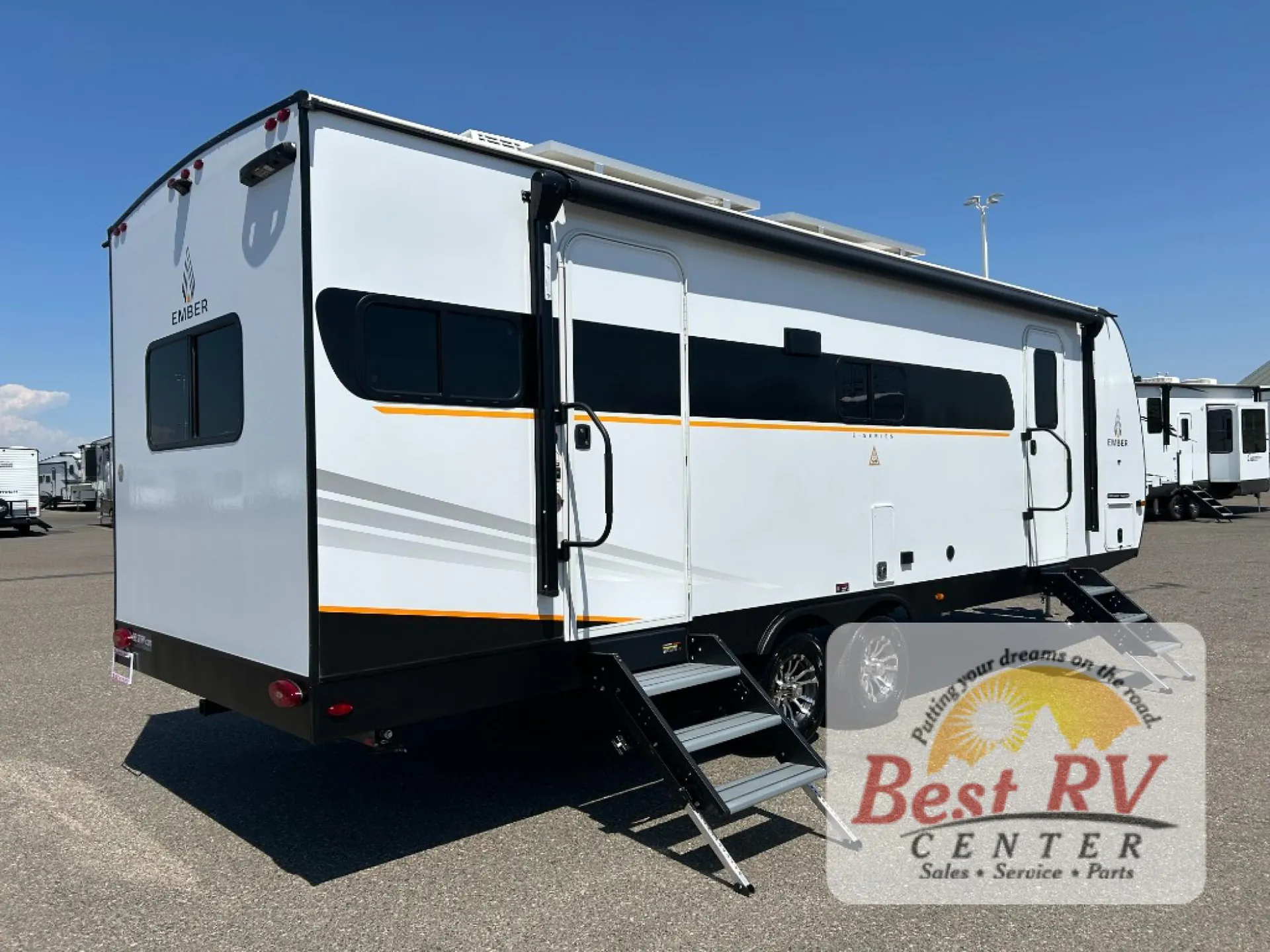 2026 Ember RV E-Series 25RUD - Photo 4