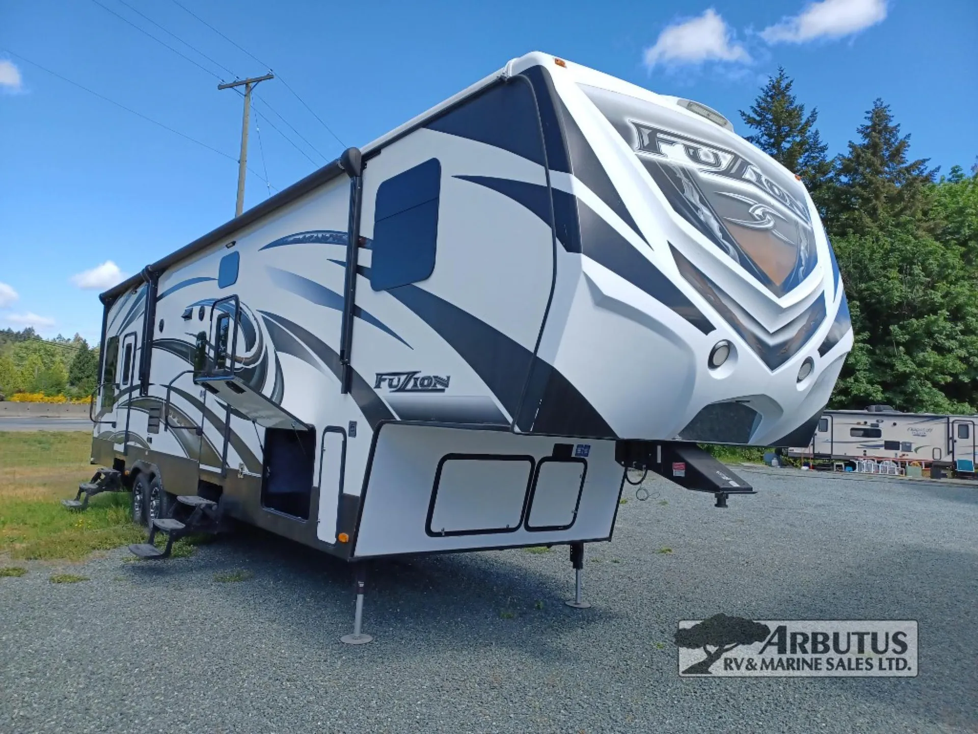 2015 Keystone Fuzion 325 - Photo 4