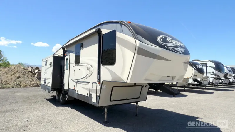 2016 Keystone Cougar 303RLS - Photo 2
