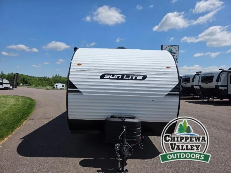 2027 Sunset Park RV Sun Lite LTD 21DB - Photo 2