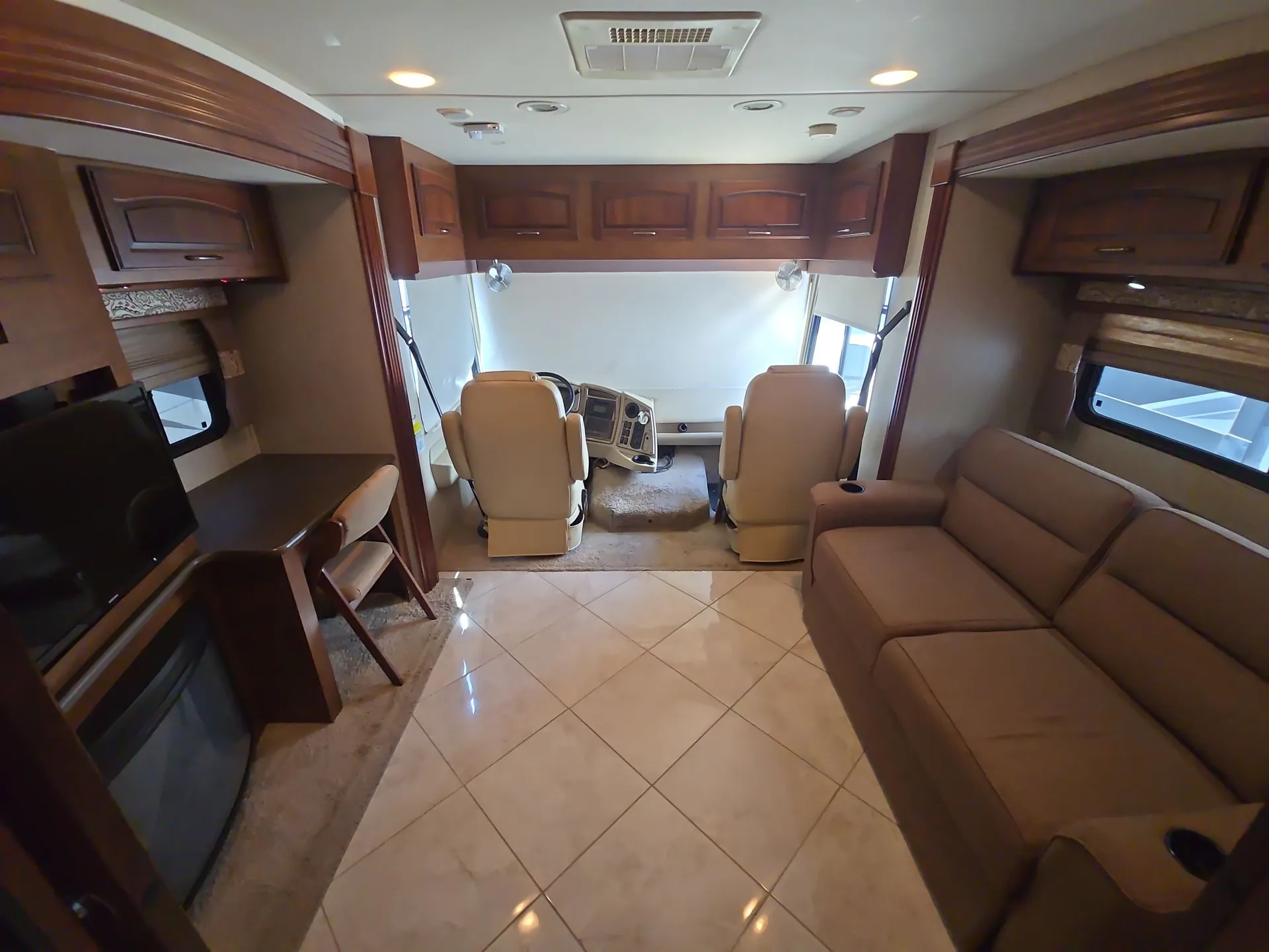 2014 Coachmen Encounter 37TZ dealer photo 3 from Camping World