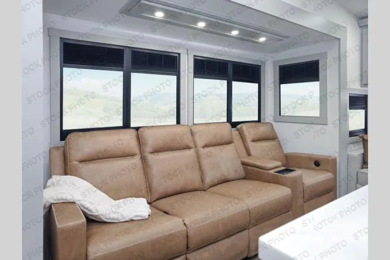 2027 Brinkley Model Z 3110 - Photo 3