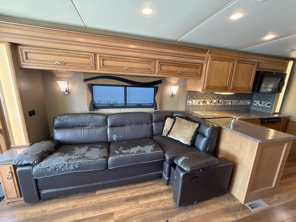 2015 Newmar Canyon Star 3914, Photos photo 3