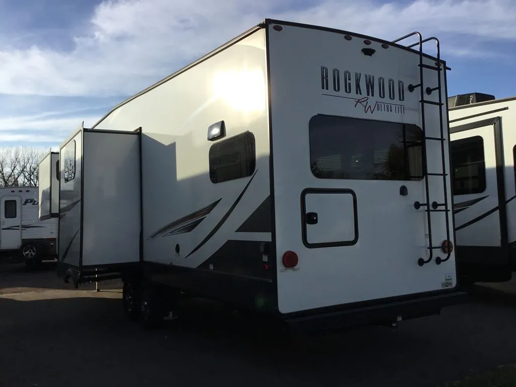 2022 Forest River Rockwood Ultra Lite 2887MB - Photo 4