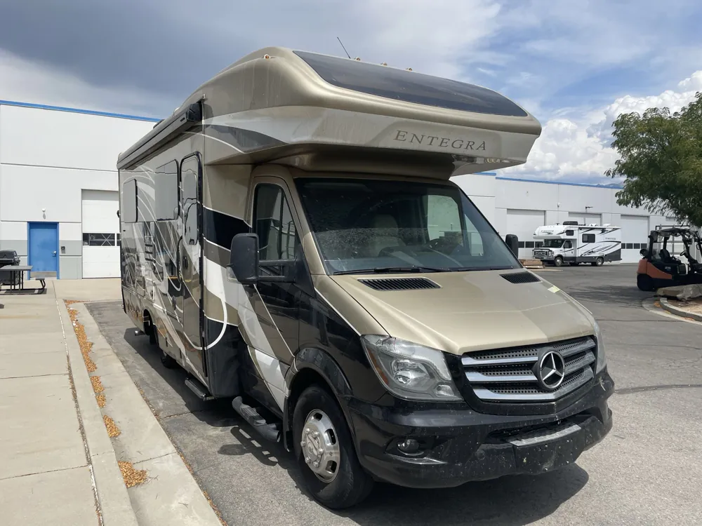 2019 Entegra Coach Qwest 24A - Photo 2