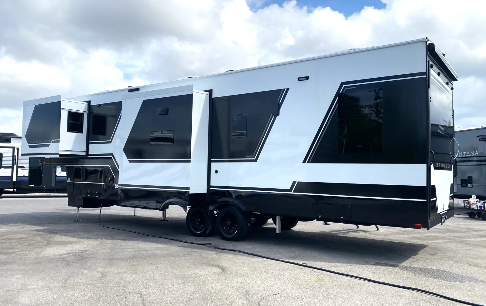2026 Brinkley Model G 3500 - Photo 4