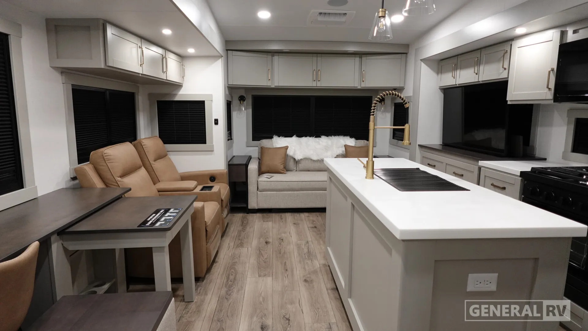 2026 Brinkley Model Z 3100 - Photo 3