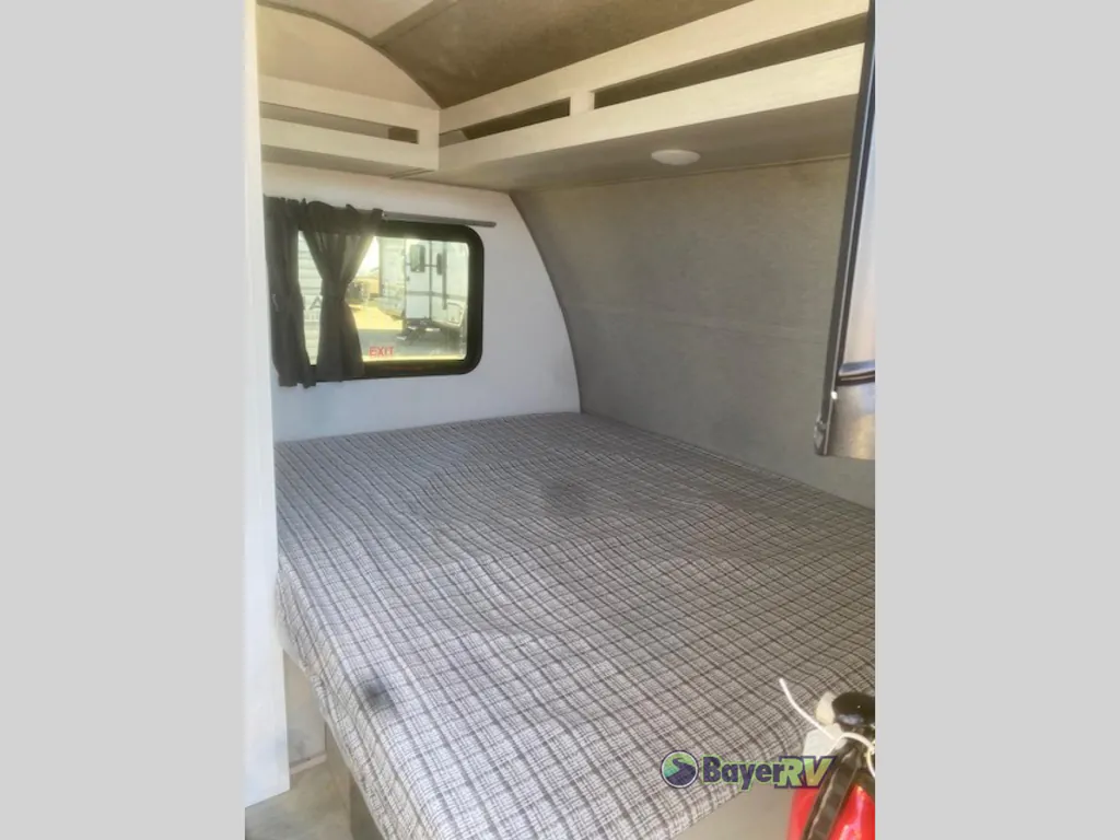 2027 Coachmen Catalina Summit Series 7 154RDX, Photos photo 7