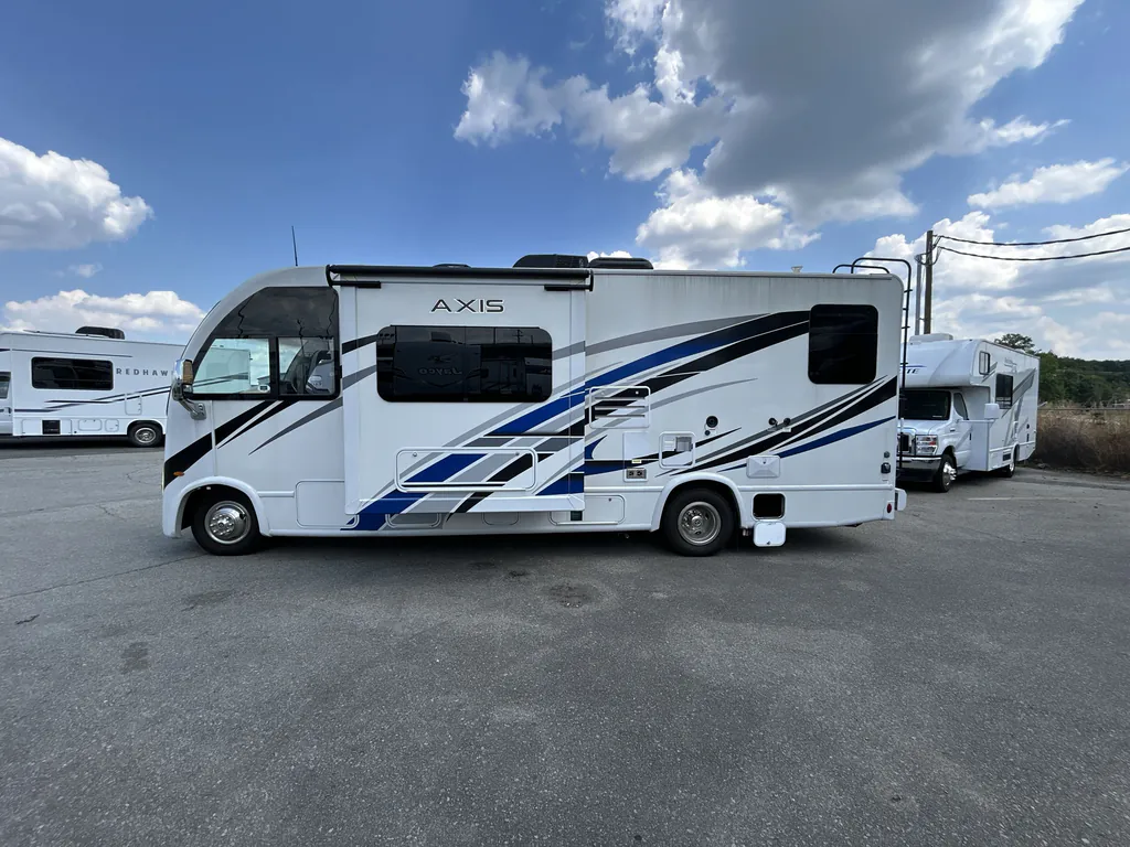 2023 Thor Motor Coach Axis 24.3, Photos photo 6