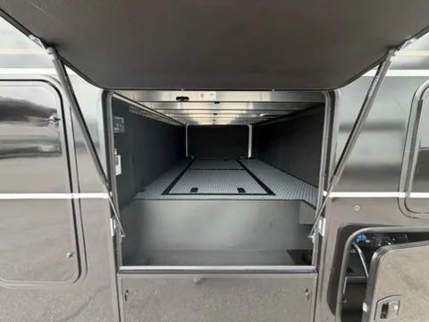 2026 Brinkley Model G 4150, Photos photo 6