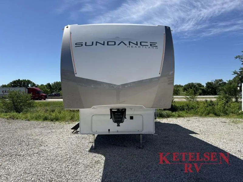 2027 Heartland Sundance XLT 28DB - Photo 4