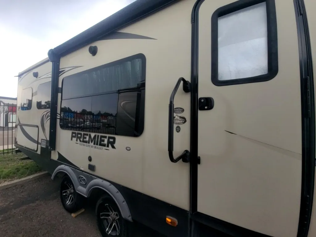 2019 Keystone Premier Ultra Lite 29RKPR - Photo 3