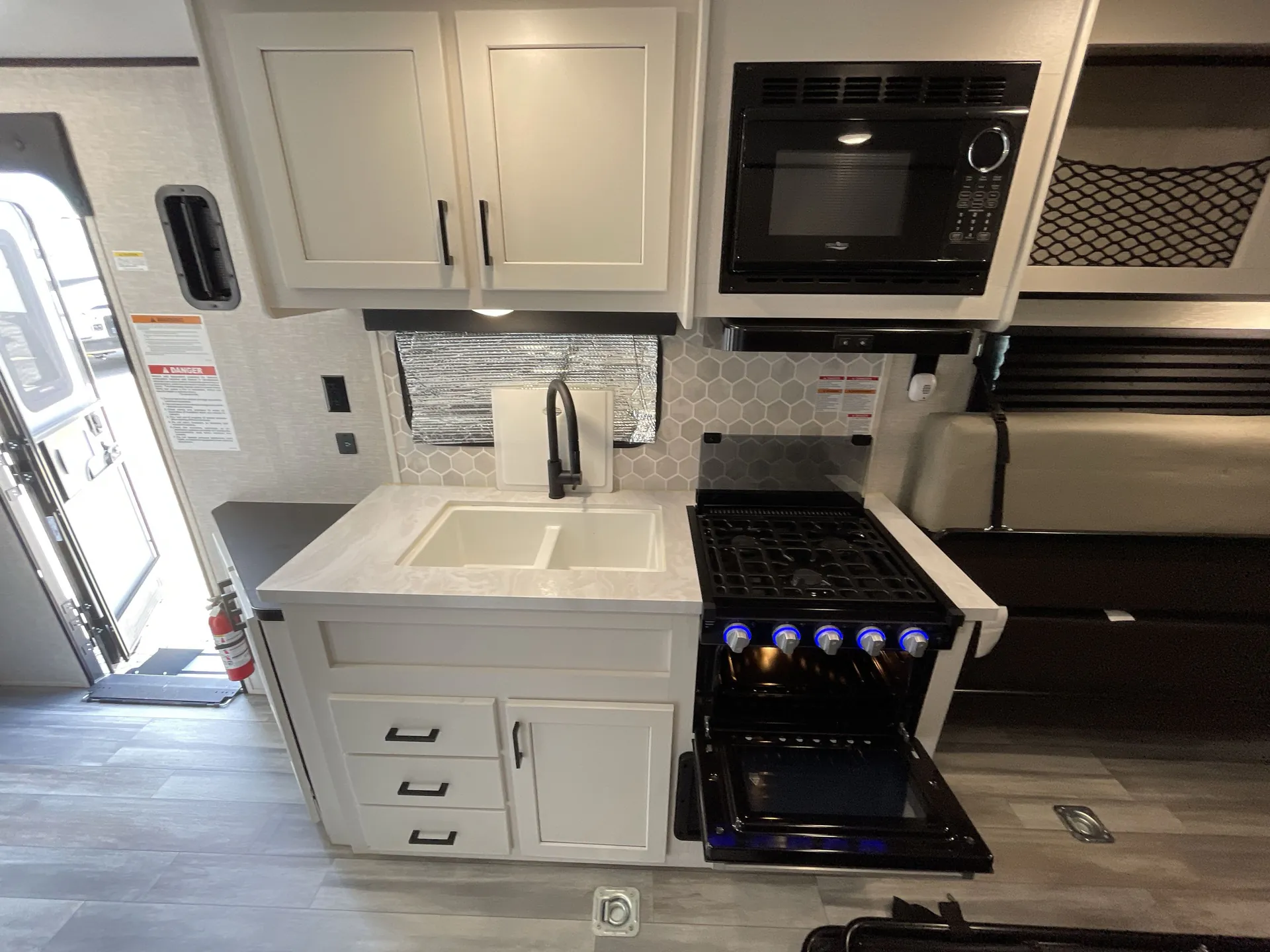2024 Jayco Jay Flight 236THW dealer photo 9 from Camping World