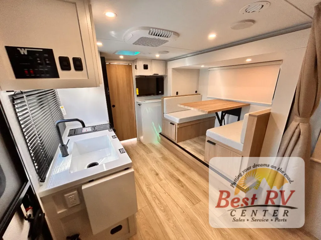2027 Winnebago Micro Minnie 2108DS, Photos photo 11