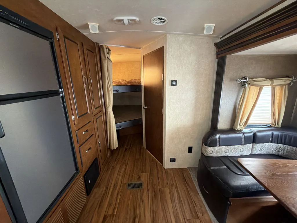 2016 Forest River Vibe 272BHS, Photos photo 18