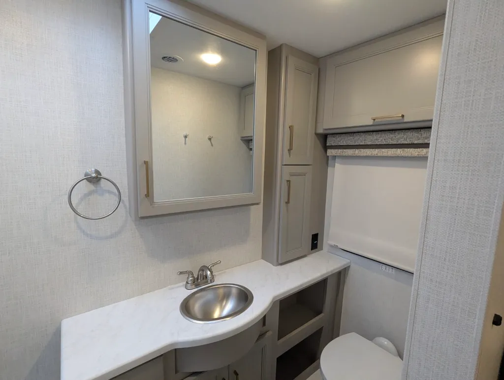 2026 Thor Motor Coach Windsport 36H, Photos photo 28