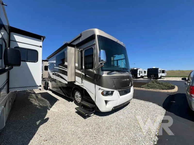 2021 Newmar Ventana 4037 - Photo 2
