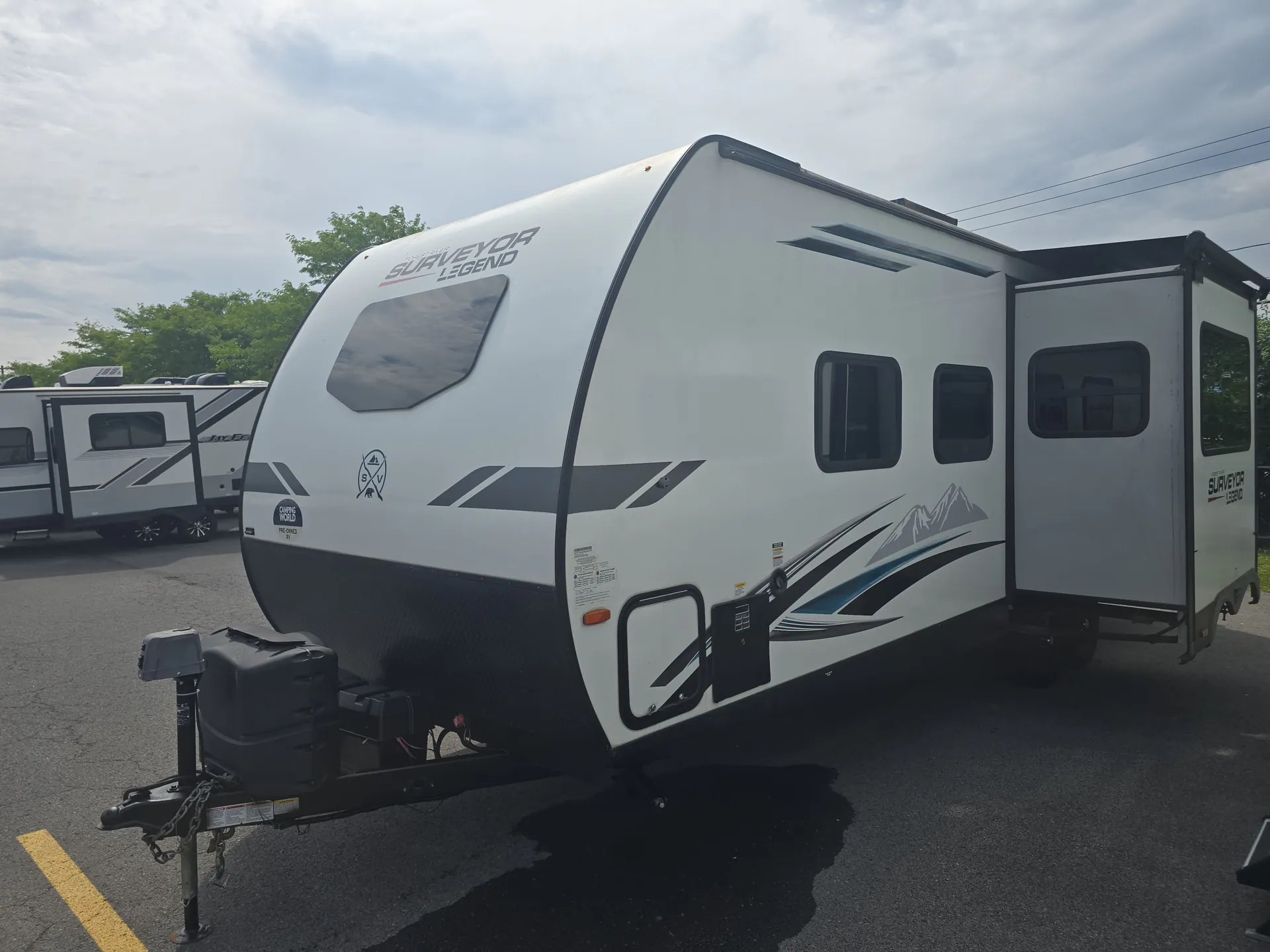 2022 Forest River Surveyor Legend 252RBLE — campside