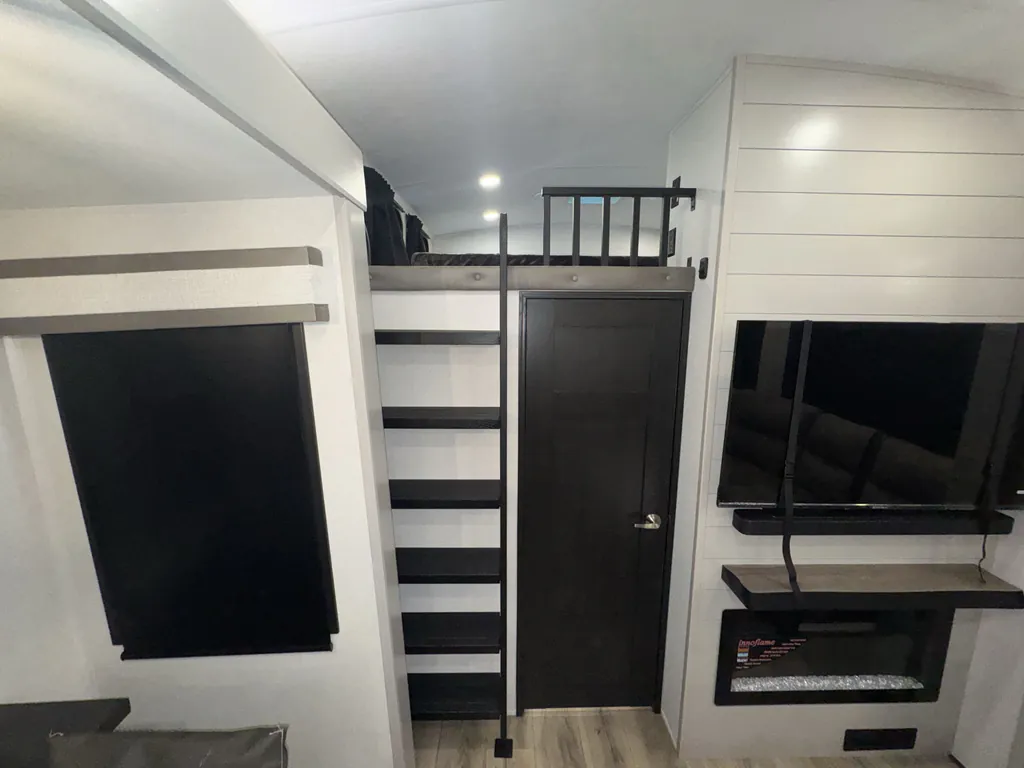 2026 Jayco North Point 395DSDB, Photos photo 26