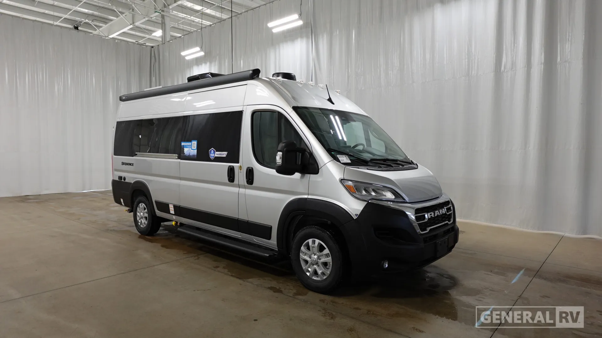 2027 Thor Motor Coach Sequence 20L - Photo 2