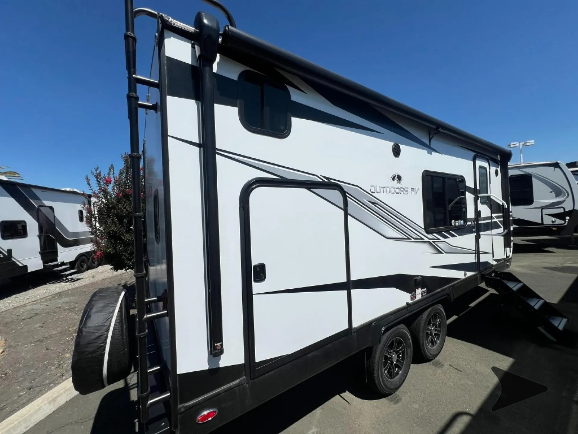 2025 Outdoors RV Creek Side Mountain Series 19CK - Photo 4