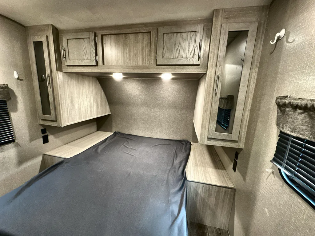 2022 Coachmen Catalina Legacy Edition 243RBS, Photos photo 15