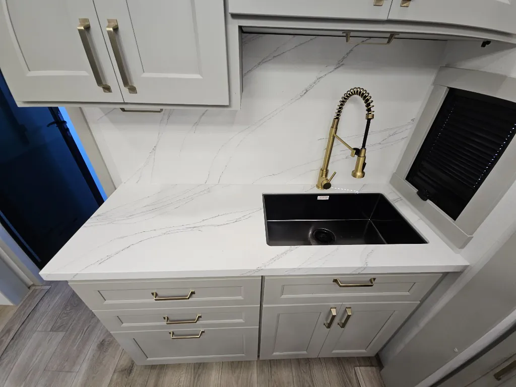 2026 Brinkley Model G 3950, Kitchen photo 10