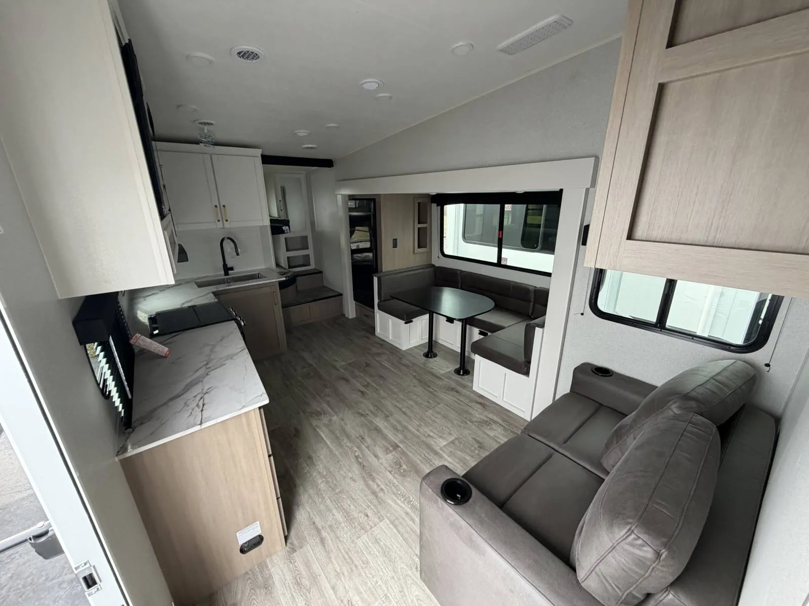 2026 Jayco Eagle SLE 28BHU - Photo 3
