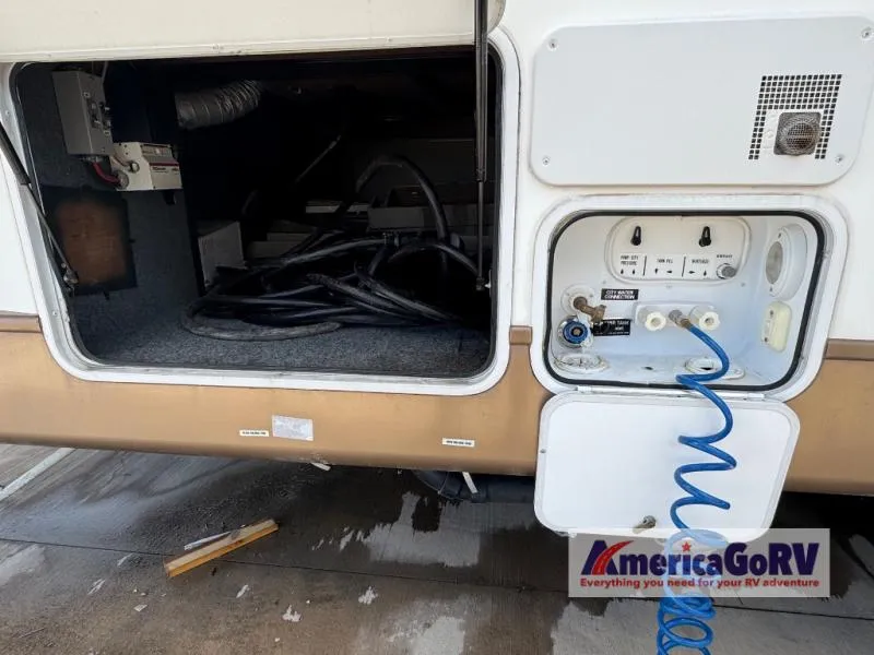 2012 NuWa HitchHiker Discover America 330 FK - Photo 3