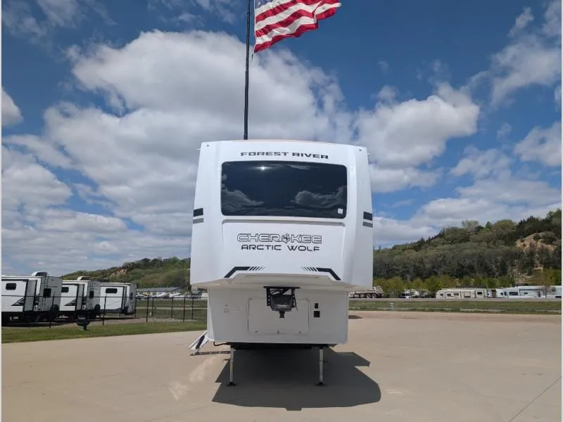 2026 Forest River Cherokee Arctic Wolf 38LEAHG - Photo 3