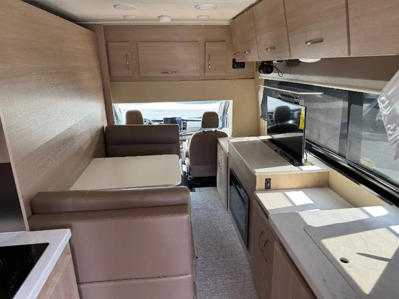 2025 Chinook RV Maverick EB, Photos photo 6