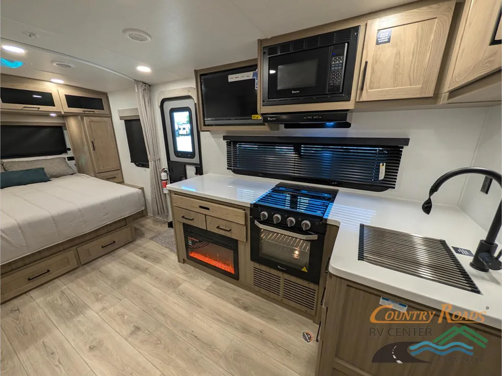 2027 Forest River Flagstaff Micro Lite 22LKS, Photos photo 7