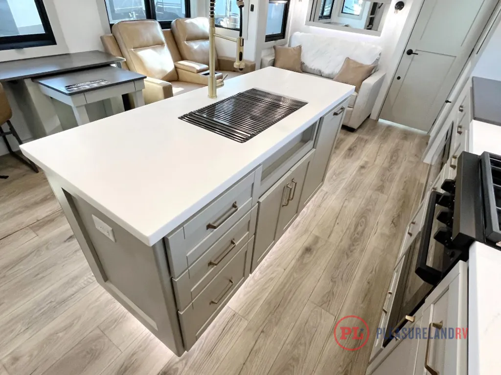 2026 Brinkley Model Z 3515, Photos photo 25