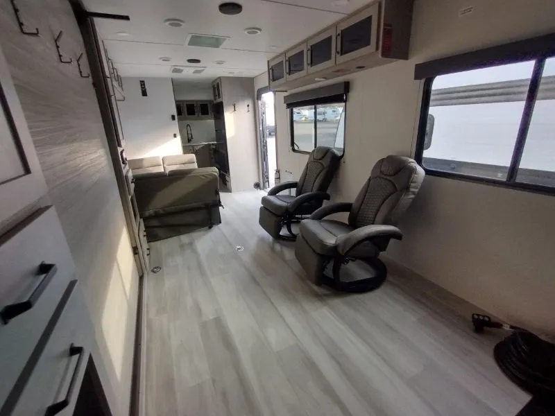 2025 Grand Design Momentum MAV 24MAV, Photos photo 7