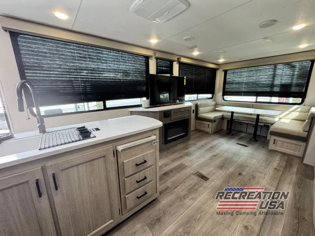 2026 Coachmen Catalina Legacy Edition 283RNR, Photos photo 16