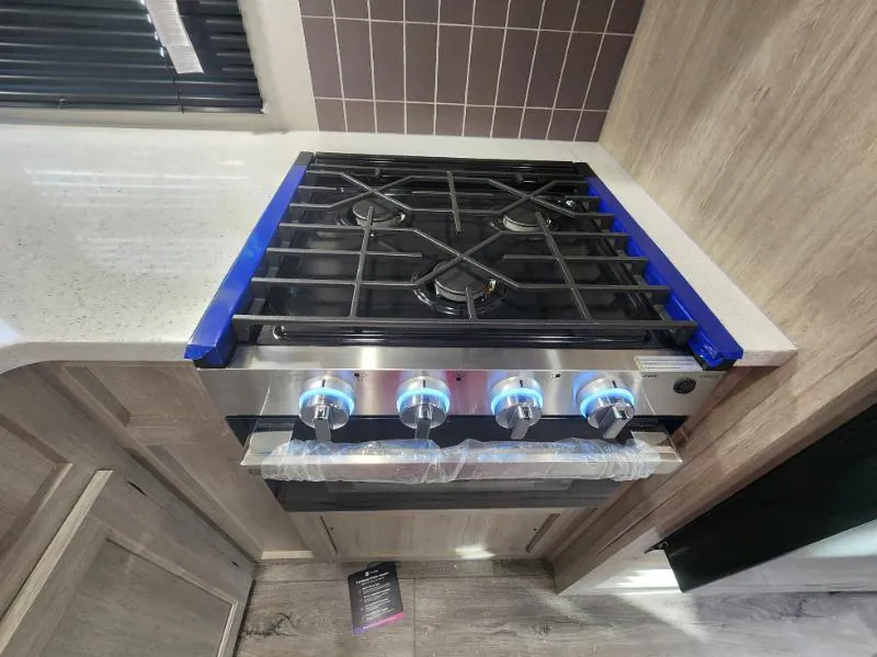 2026 Coachmen Catalina Legacy Edition 273DBHCK, Photos photo 12
