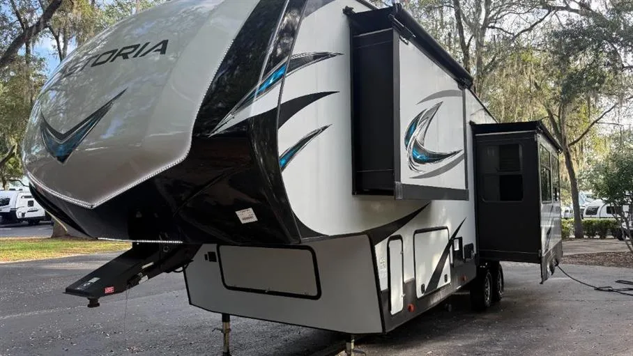 2018 Dutchmen Astoria 2953RLF - Photo 4