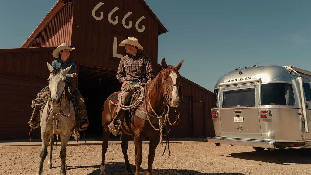 2027 Airstream Stetson 6666 27FB - Photo 2