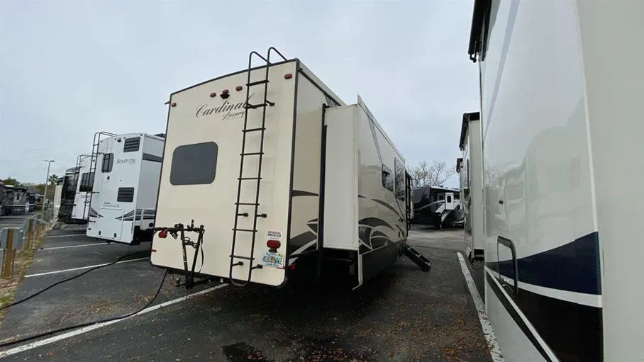 2020 Forest River Cardinal Luxury 344SKX - Photo 4