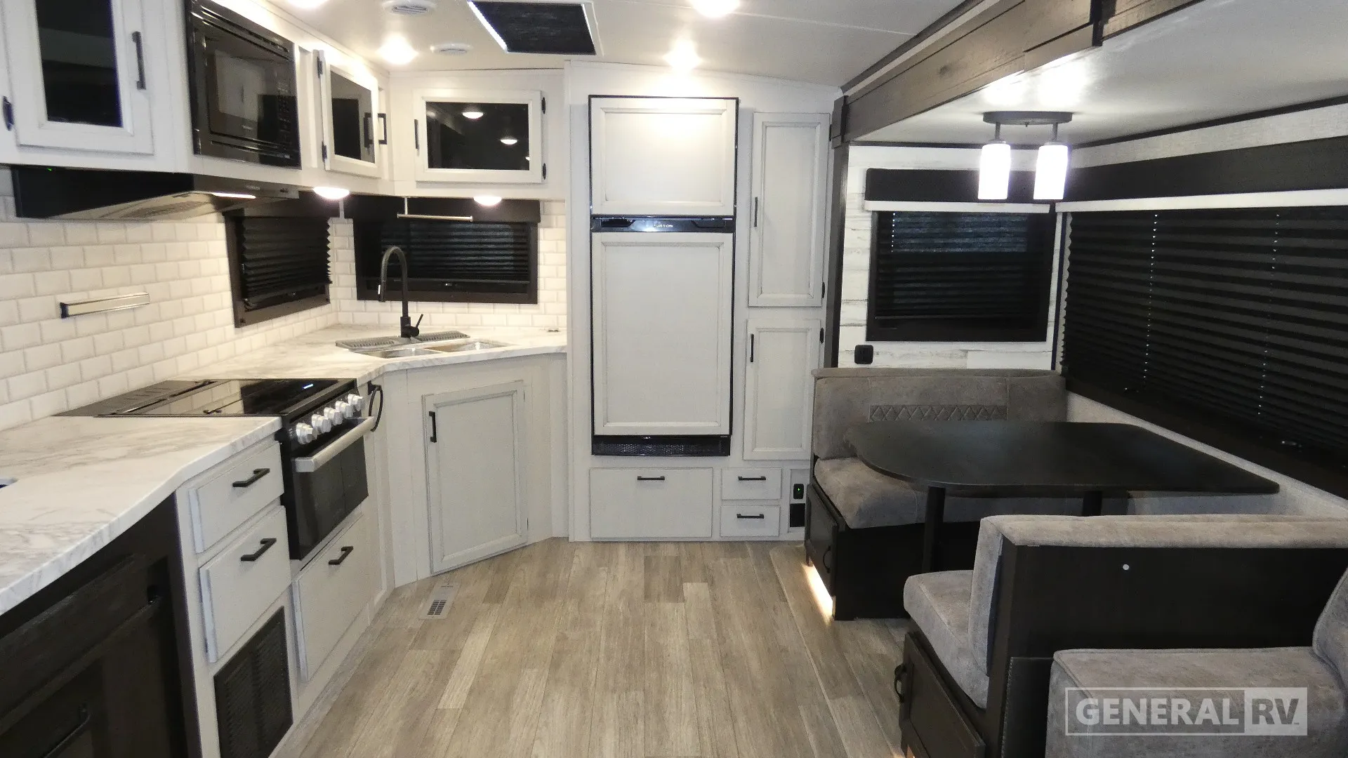 2022 Jayco White Hawk 27RK - Photo 3