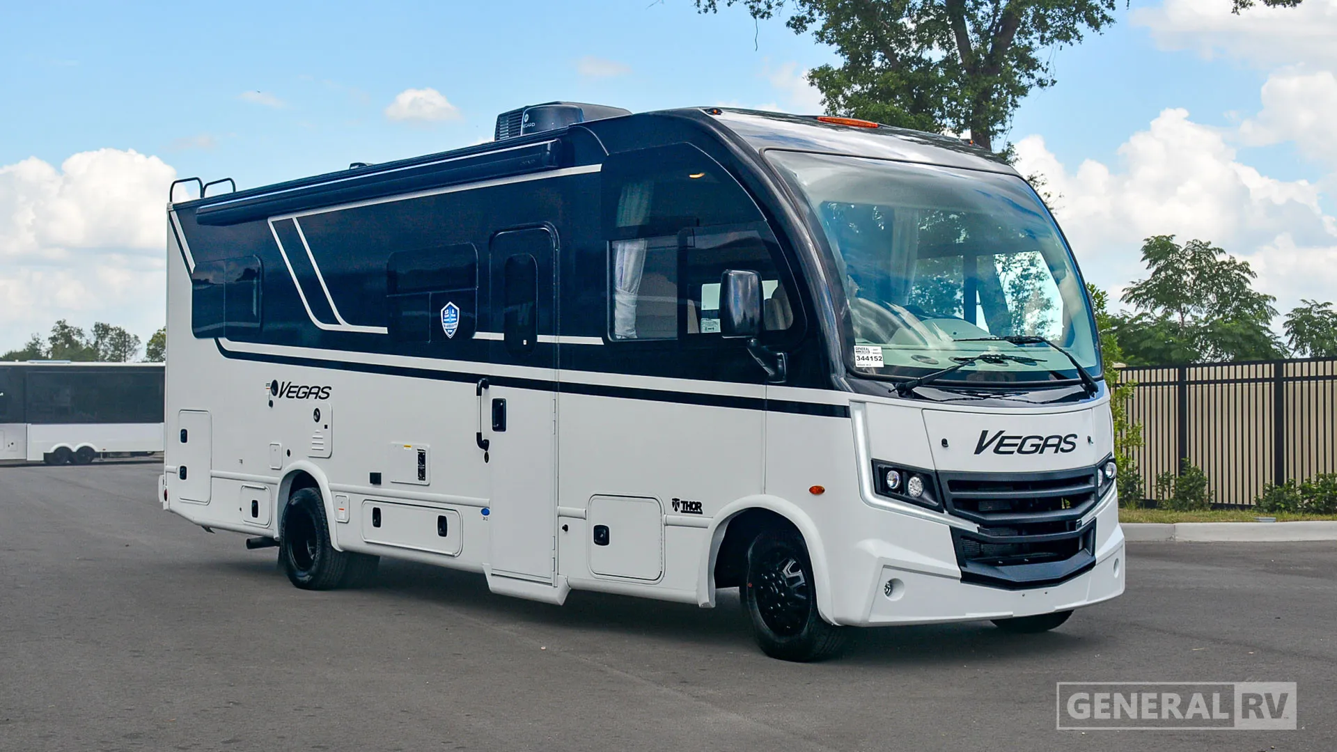 2027 Thor Motor Coach Vegas 262 - Photo 2