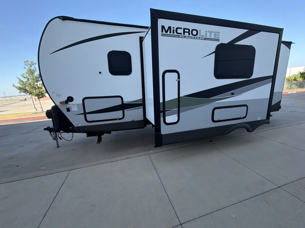 2023 Forest River Flagstaff Micro Lite 25BRDS, Photos photo 6