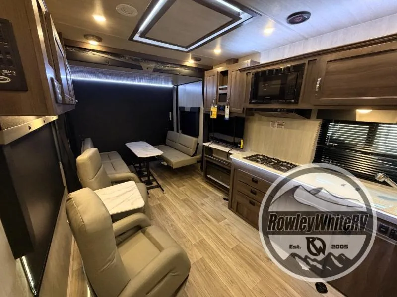 2026 Genesis Supreme Genesis Supreme G2915CRXL - Photo 4