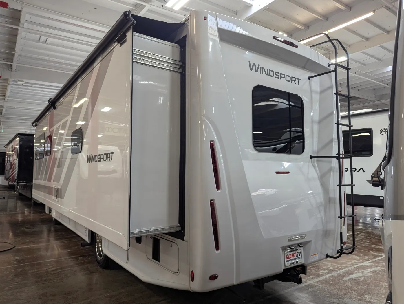 2026 Thor Motor Coach Windsport 29L - Photo 4
