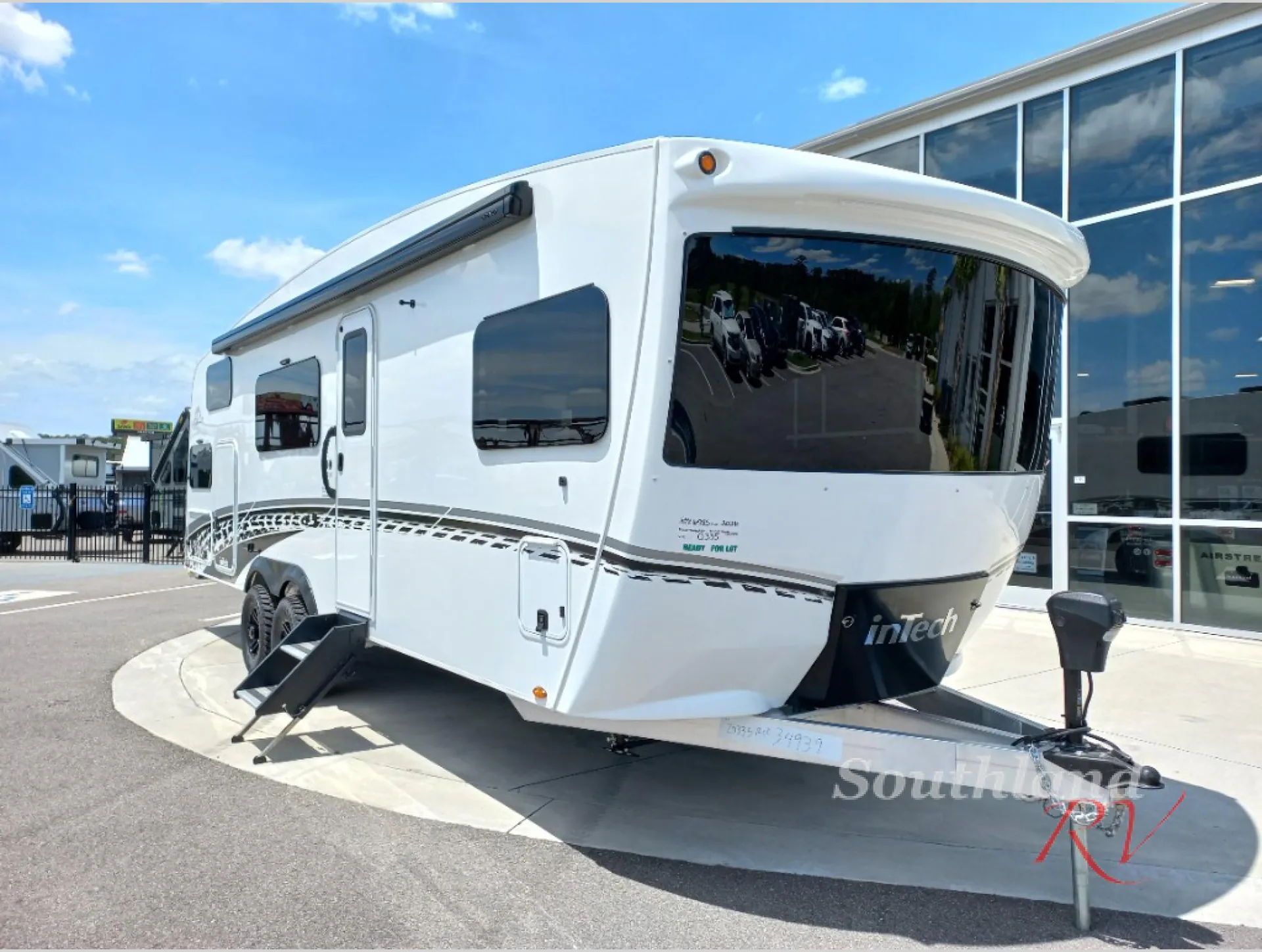 2026 inTech RV Aucta SYCAMORE - Photo 2