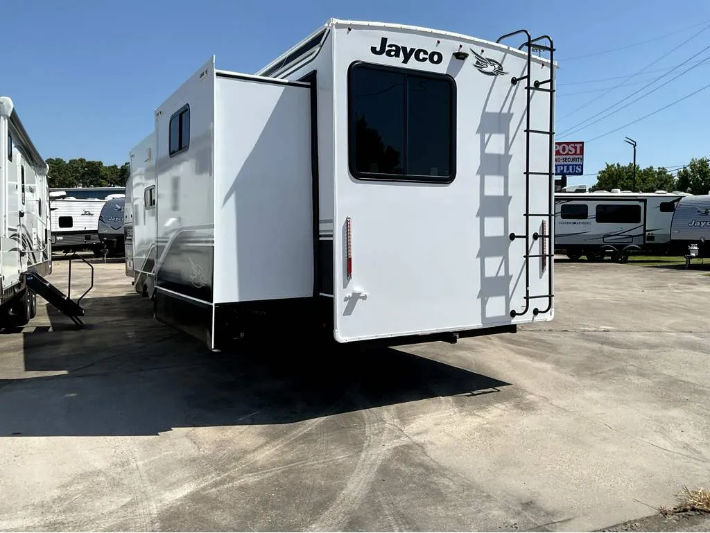 2026 Jayco Eagle HT 312BHOK - Photo 3