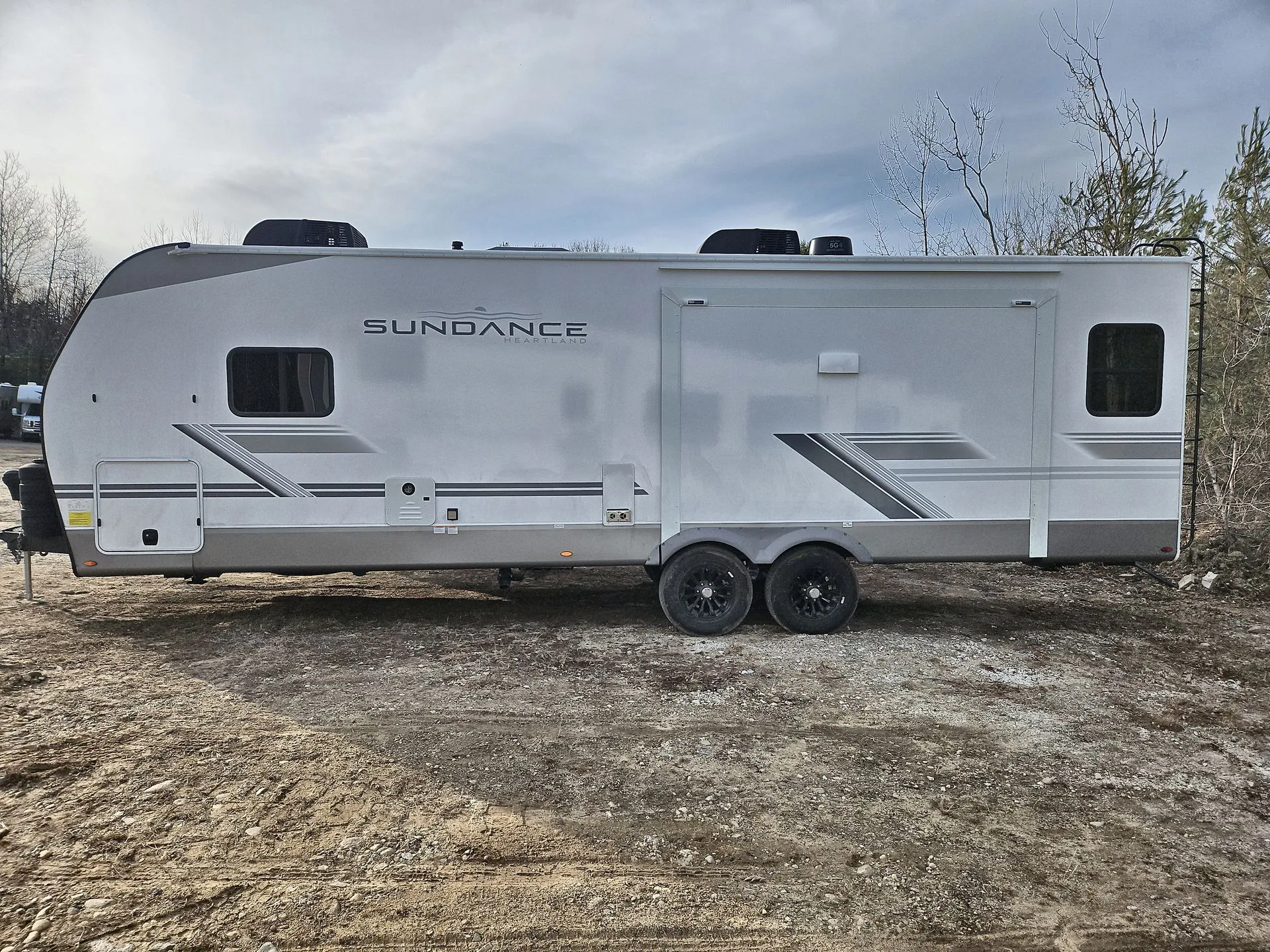 2026 Heartland Sundance Ultra-Lite 29RLBS - Photo 3