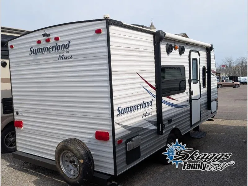 2016 Keystone RV Summerland Mini 1700FQ - Photo 3
